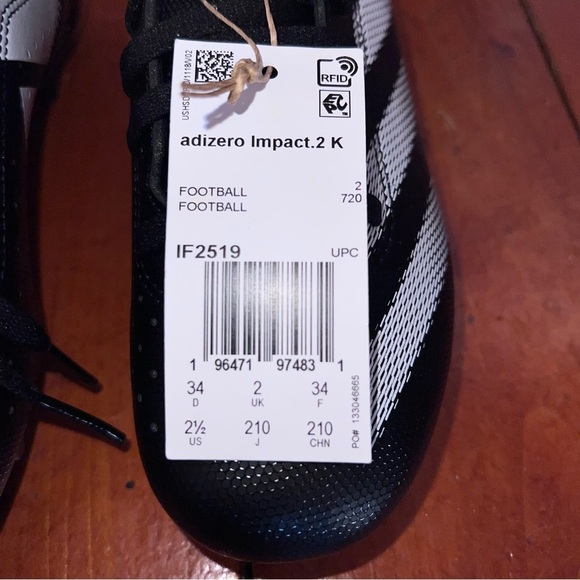 ***NWT***Adidas Adizero Impact Youth Black & White Football Cleats - Picture 9 of 10